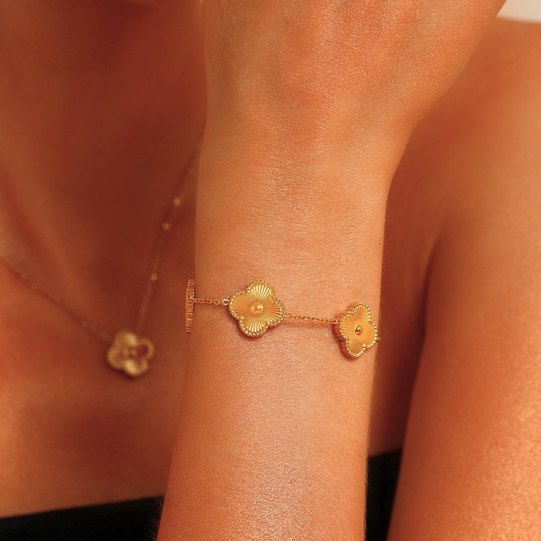 Four-Leaf Clover Luck Gold Bracelet