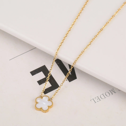 Four-Leaf Clover | Necklace White