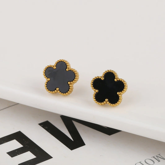 Four-Leaf Clover | Black Stud Earrings